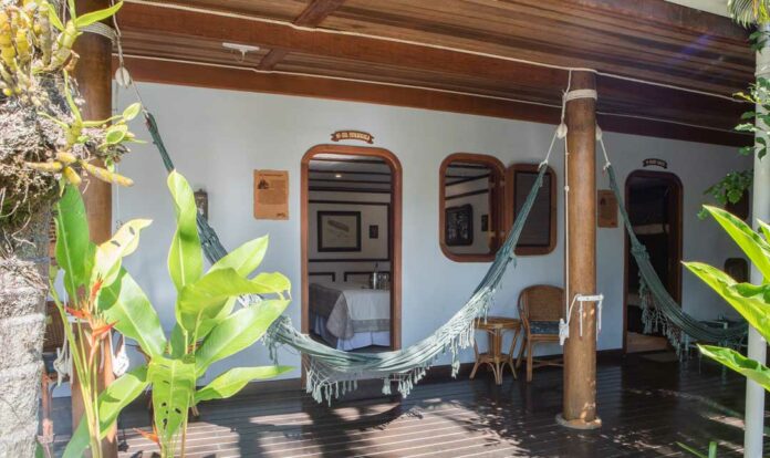 Hotel Pousada do Capitão - Pousada temática em Ilhabela - Roteiros de Charme