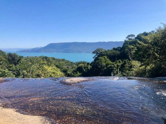 Ilhabela Pousada Banana Verde - Pousada no sul de Ilhabela perto da cachoeira do paquetá