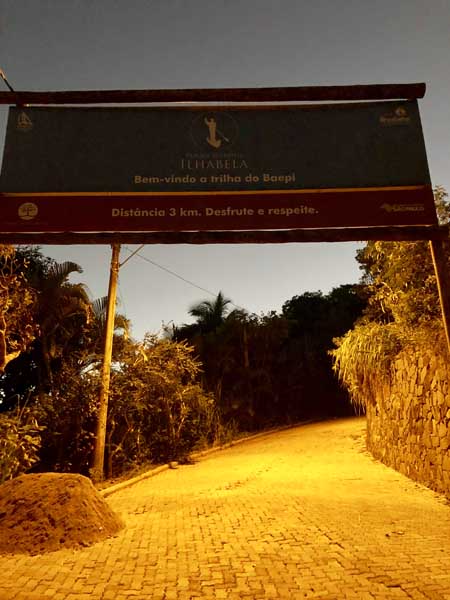 Início da Trilha do Baepi - Ilhabela - Por Elas Mundo Afora