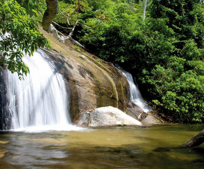 Cachoeira dos Três Tombos ou Pancada D'Água - Ilhabela