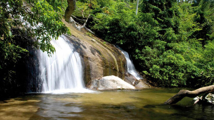 Cachoeira dos Três Tombos ou Pancada D'Água - Ilhabela