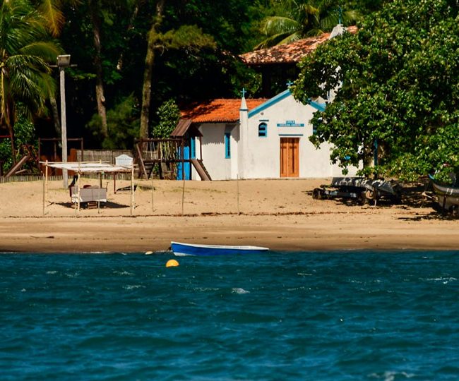 Praia da Armação - Ilhabela (Foto: Paulo Stefani / PMI)