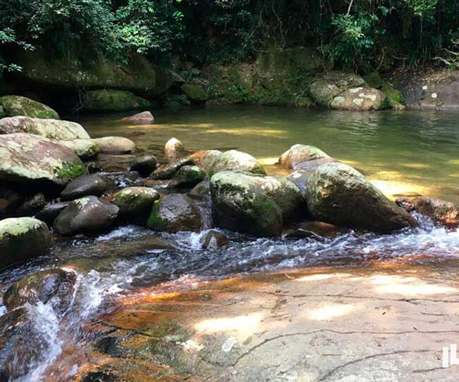 Cachoeira da Trilha da Água Branca, no Parque Estadual de Ilhabela