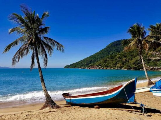 Praia Vermelha - Trilha da Praia Mansa e Vermelha em Ilhabela - Elas Mundo Afora