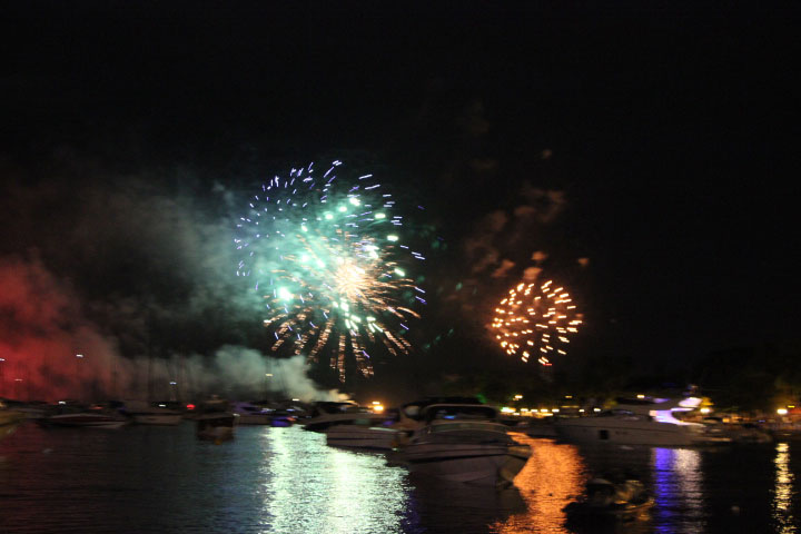 Queima de Fogos - Reveillon em Ilhabela