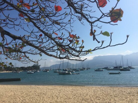 Praia do Saco da Capela em Ilhabela