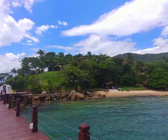 Praia da Ponta Azeda - Ilhabela