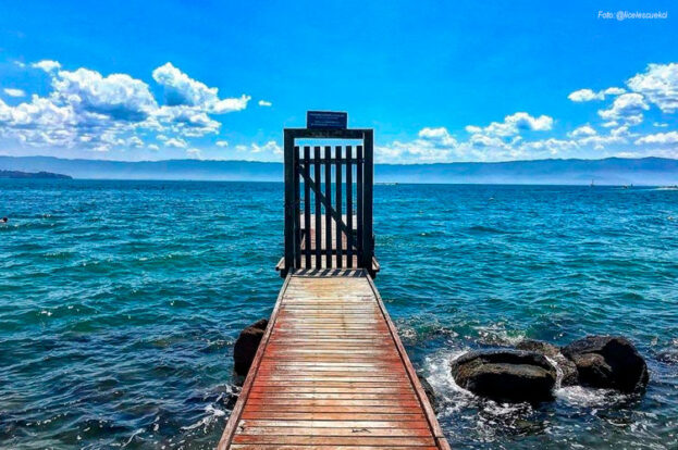 Píer da Praia do Arrozal, ao lado da Capelinha da Siriúba - Praia da Siriúba - Ilhabela