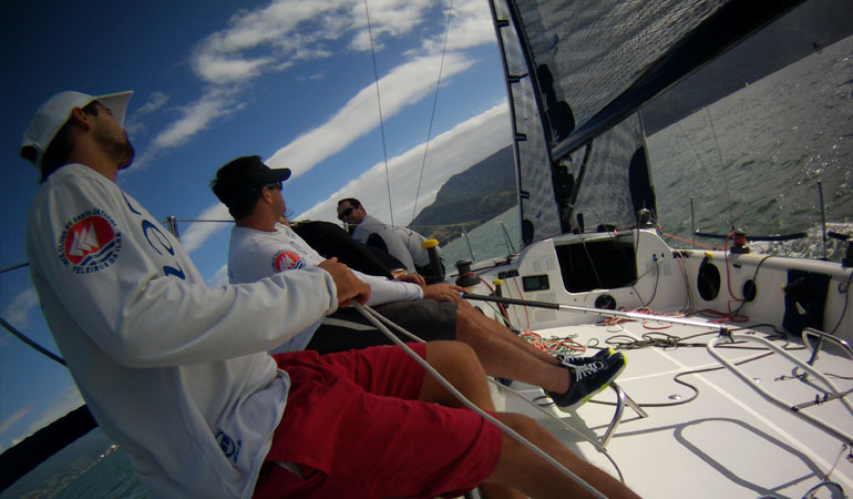 Equipe Zeus - Ilhabela Sailing Week (foto: Cristina Morgato)