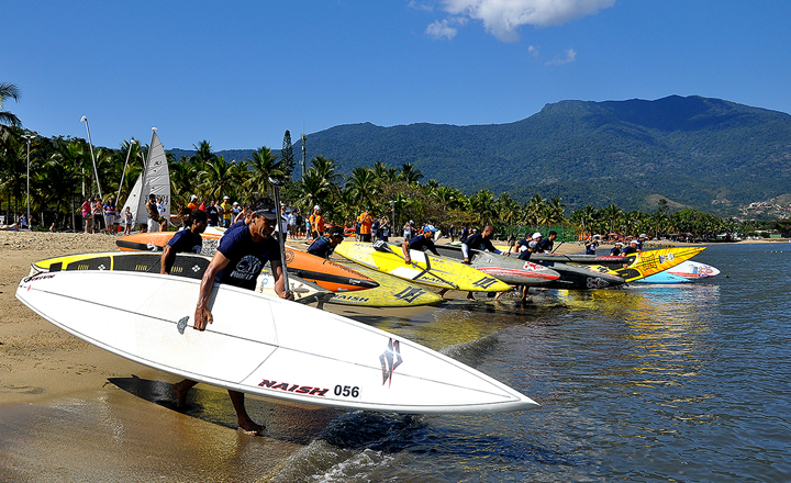 Esportes agitam o aniversário de Ilhabela