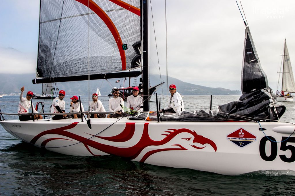 Veleiro Phoenix na Semana de Vela de Ilhabela - Portal Ilhabela.com.br