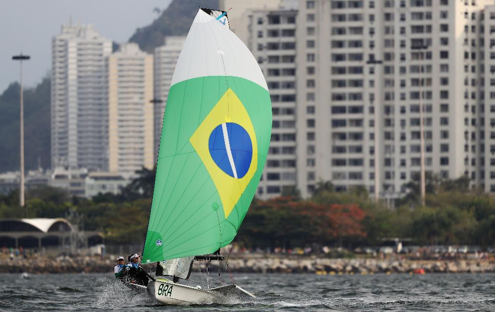 Martine Grael e Kahena Kunze conquistam medalha de ouro para o Brasil nos Jogos Olímpicos Rio 2016