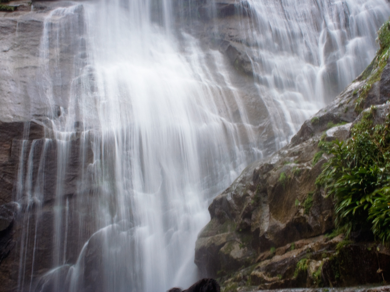 Cachoeira do Gato em Ilhabela (Imagem: Flickr/bisonlux)