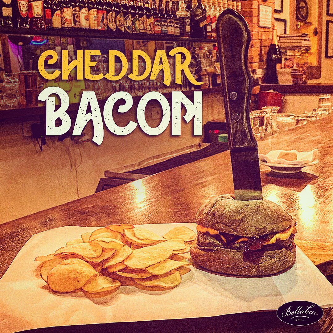 Burguer Cheddar e Bacon - Bella Bar Ilhabela