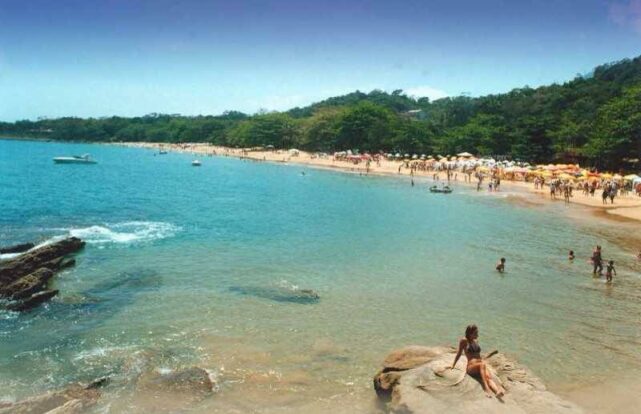 Praia do Curral - Chalés Corais da Ilha em Ilhabela