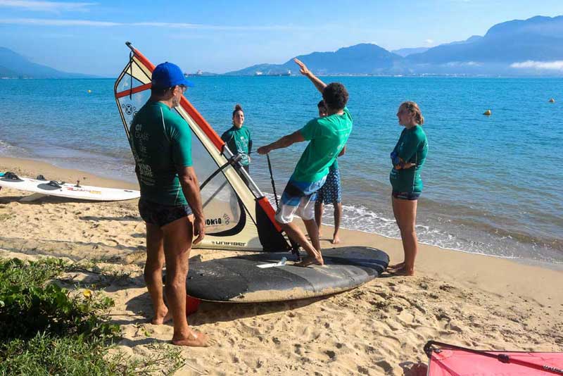 OI Glass is Life Windsurf Experience - Almasurf - Aulas gratuitas de windsurf em Ilhabela