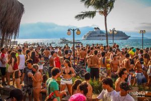 Banho da Doroteia - Carnaval 2018 em Ilhabela