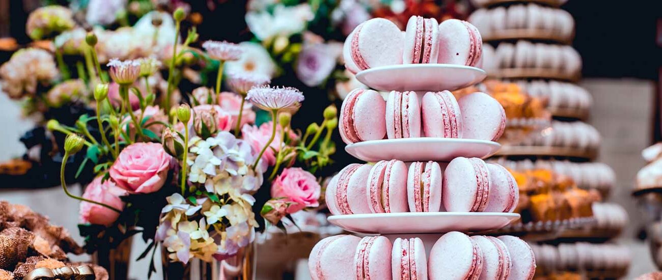 Torre de Macarons - Tendências de casamento que foram destaque no evento Casar 2018 SP