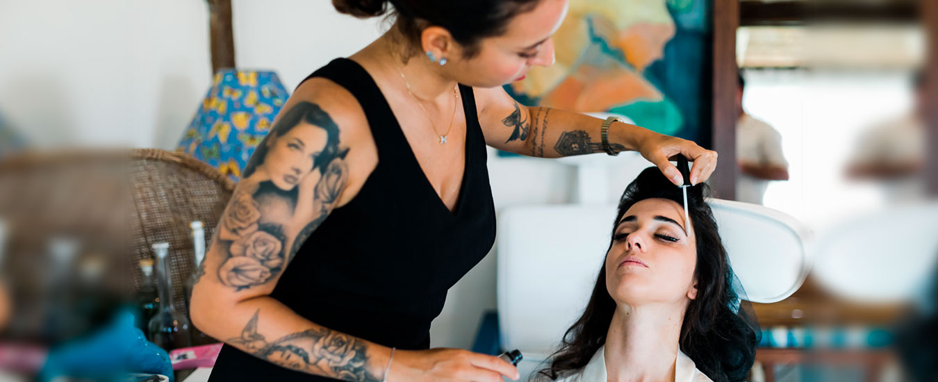 Curso de Maquiagem Profissional e Auto Maquiagem com Mychelle Pavão - A Bela da Ilha