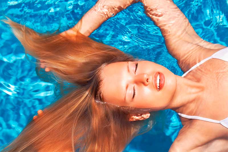 Verão x Cabelo: como proteger piscina ou mar