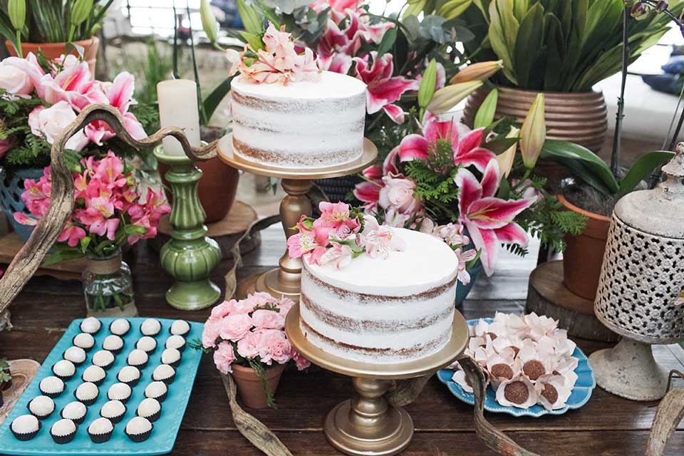 Bolo - Casamento Bianca e Thiago - Casa de Canoa - Praia do Curral, Ilhabela (foto: Luiza Marques)