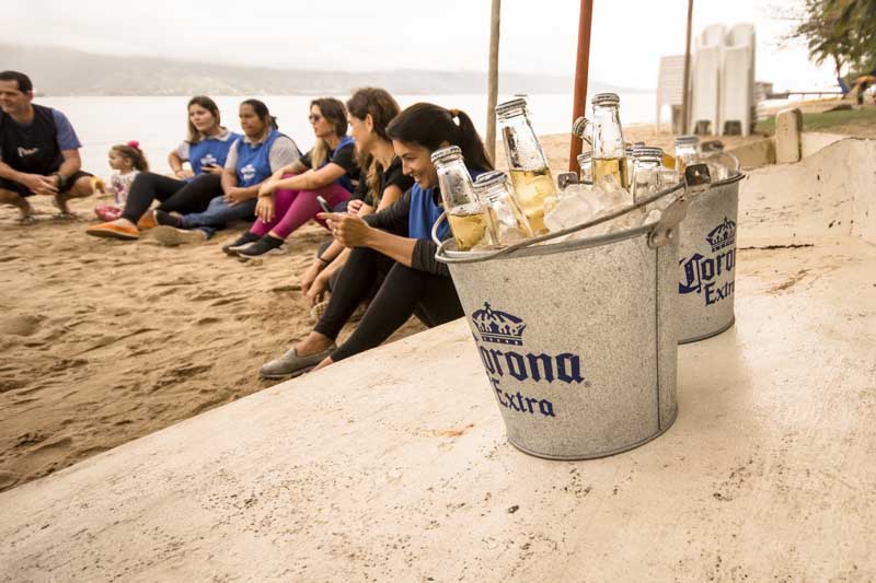 Ação de Limpeza Corona X Parley em Ilhabela