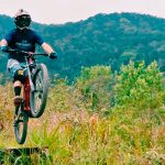 Jubina - Atleta Mountain Bike Downhill - Performance Ilhabela