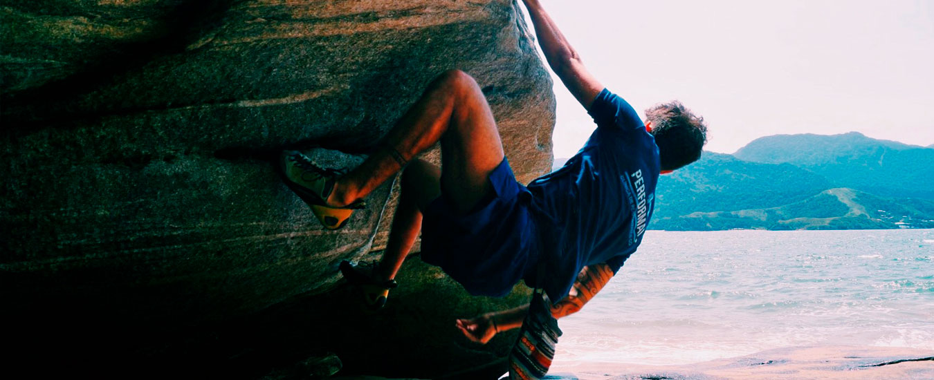 Leon - Atleta de Escalada em Ilhabela - Performance