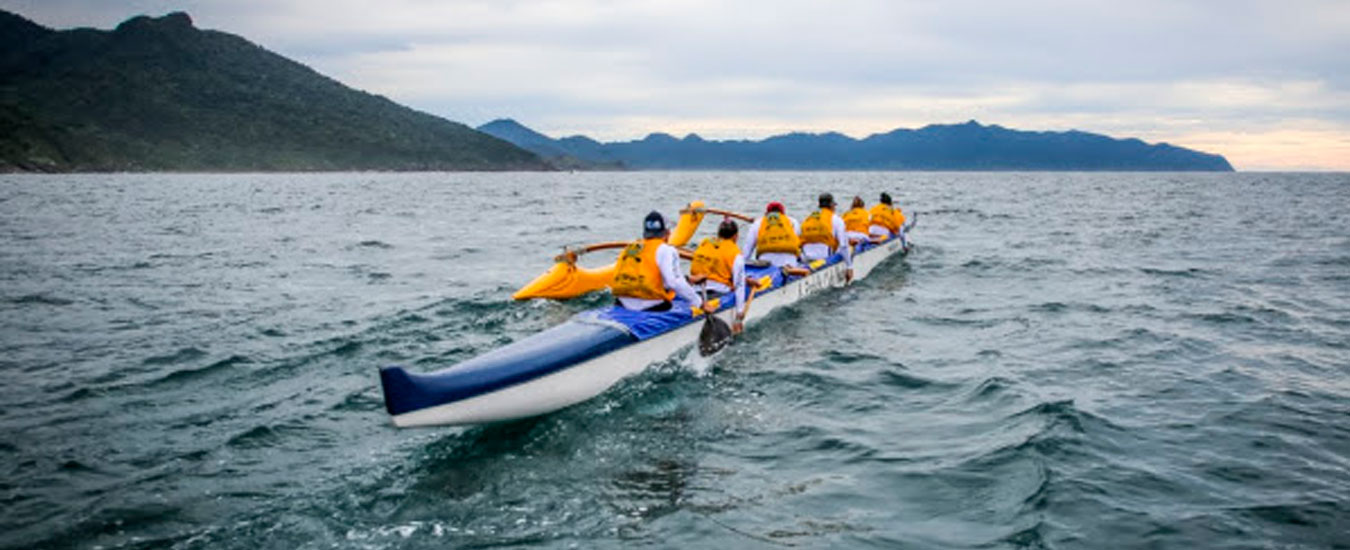 Volta de Ilhabela de Canoagem Oceânica