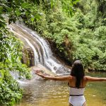 Cachoeira dos Três Tombos em Ilhabela (Foto: Bruna Garcez)