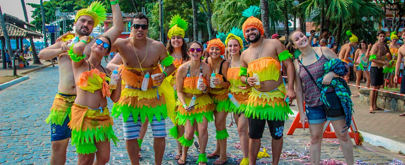 Festas e Blocos de Carnaval em Ilhabela - Banho da Doroteia