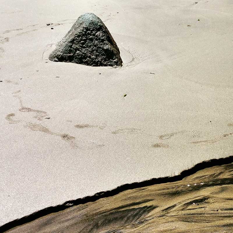 Ilhabela sand colors - Ilhabela por Estrangeiros | Ilhabela by Foreigners - Diane Hirt, from United States