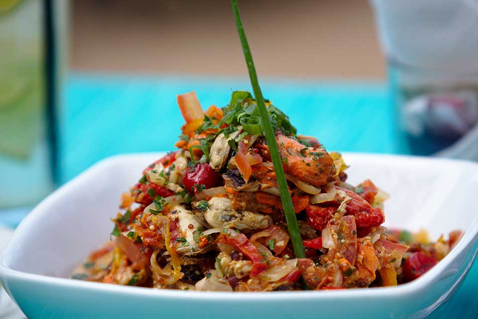 Bistrô - Espaço Tangará - Restaurante, Bar de Praia e Espaço de Eventos em Ilhabela
