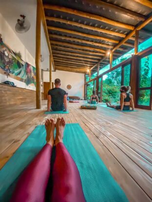 Aulas de Yoga - Reserva Ilhabela - Hospedagem Sustentável em Ilhabela - Praia da Feiticeira