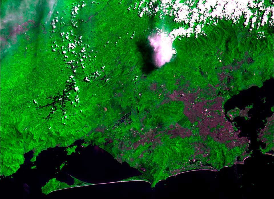 Composição colorida mostrando a região metropolitana do Rio de Janeiro e seu entorno. (Imagem: divulgação / Inpe)