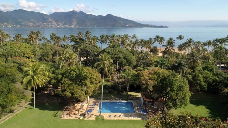 Piscina com vista para o mar - Vila Siriuba - Hospedagem em frente ao mar em Ilhabela