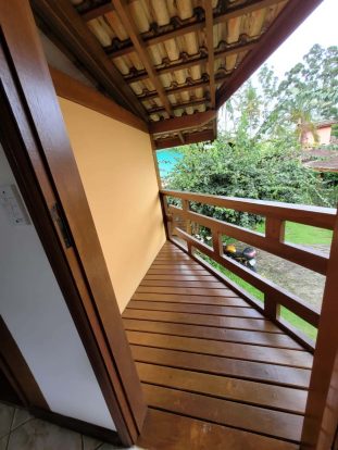 Imóvel para locação anual em ilhabela - casa mobiliada em condomínio na região central - Imobiliária Sérgio Hette