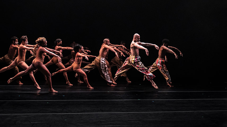 “Muyrakytã” - Balé da Cidade de São Paulo se apresenta no 24o Festival Dança e Movimento de Ilhabela