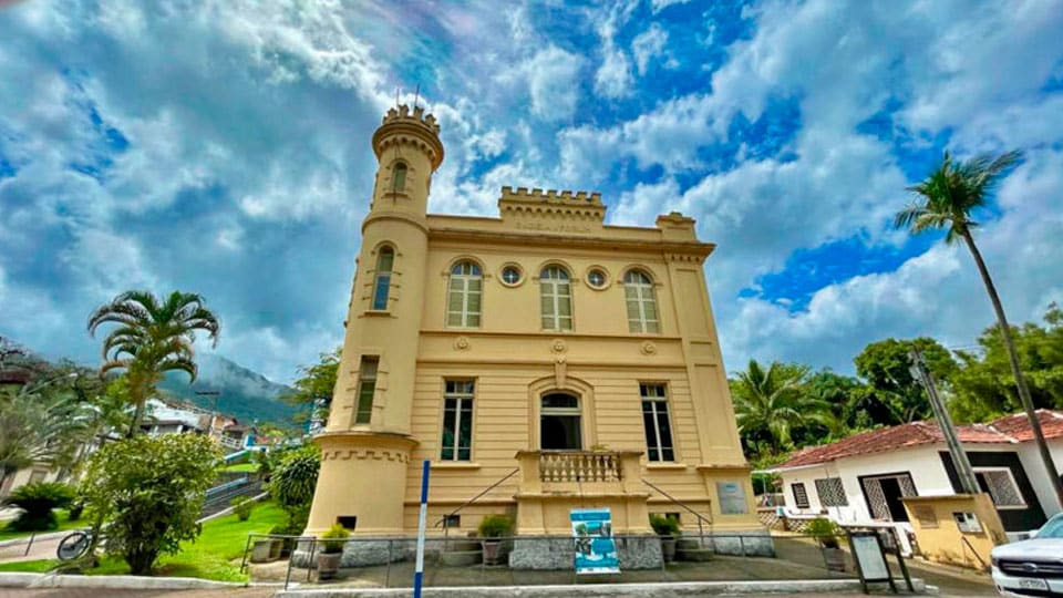 Museu Náutico de Ilhabela - Antigo prédio da cadeia e fórum de Ilhabela