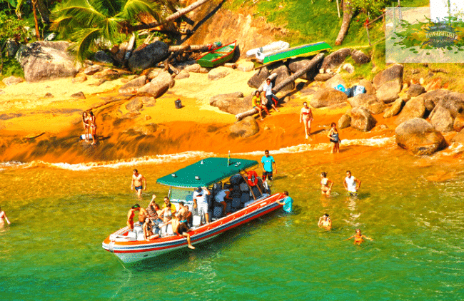 Roteiro de superboat em Ilhabela - Passeio de barco para castelhanos - Maremar Turismo