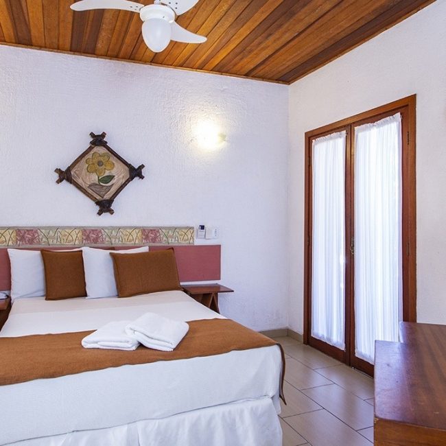 Quarto Casal Térreo - Hotel Praia do Portinho em Ilhabela