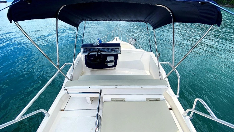 Aluguel de Lancha Privativa em Ilhabela - Intermarine Oceanic 36 - Ferrara Lanchas