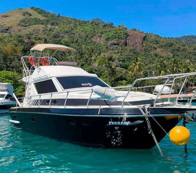 Aluguel de Lancha Privativa em Ilhabela - Intermarine Oceanic 36 - Ferrara Lanchas