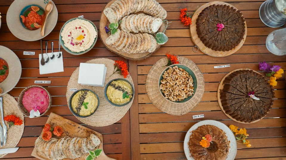 Brunch no Manhã Raizen - momento de bem-estar e conexão com a natureza em Ilhabela - yoga, massagem, sound healing, dança e muito mais
