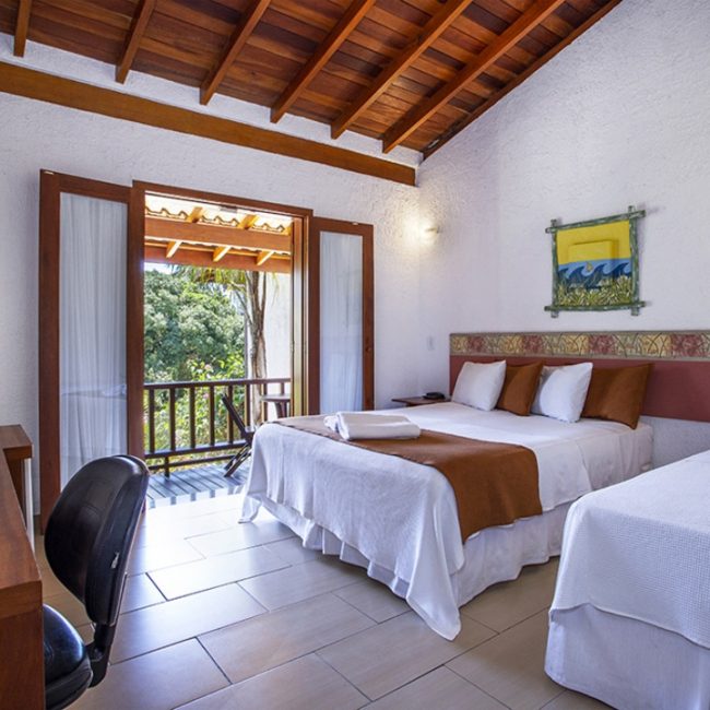 Quarto Luxo Superior - Hotel Praia do Portinho em frente à Praia em Ilhabela