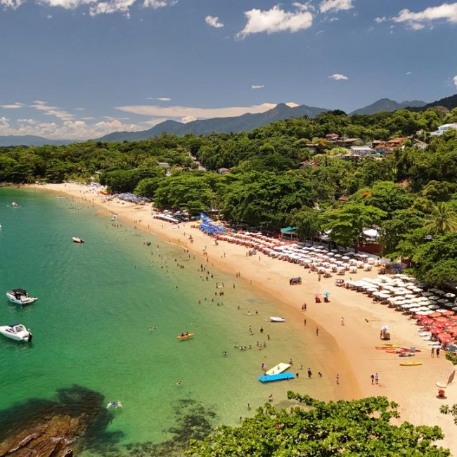 Praia do Curral em Ilhabela - Imagem aérea (Marcos Cará / Maremar Turismo)