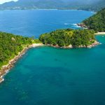 Praia do Eustáquio em Ilhabela - Praias acessíveis somente pelo mar em Ilhabela - Passeios de barco