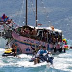 A Prefeitura de Ilhabela firmou uma parceria com a cidade vizinha São Sebastião para participar da 32ª edição do Carnamar. Barcos sairão do Perequê para participar da folia náutica no domingo de Carnaval