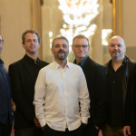 Completando 10 anos como pólo de música internacional, Instituto Baía dos Vermelhos lança temporada de experiências gastronômicas exclusivas em parceria com restaurante nikkei Salka Mar e Fogo
