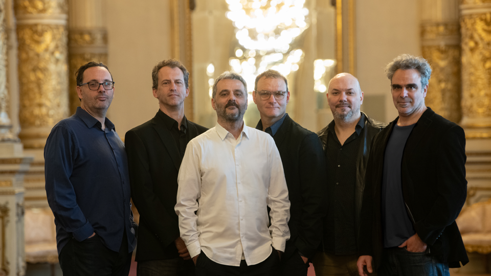Completando 10 anos como pólo de música internacional, Instituto Baía dos Vermelhos lança temporada de experiências gastronômicas exclusivas em parceria com restaurante nikkei Salka Mar e Fogo